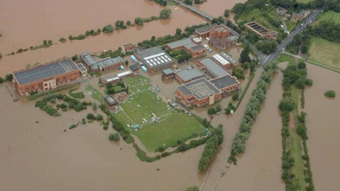 Mythe WTW flooding (July 2007) - Courtesy of Severn Trent Water