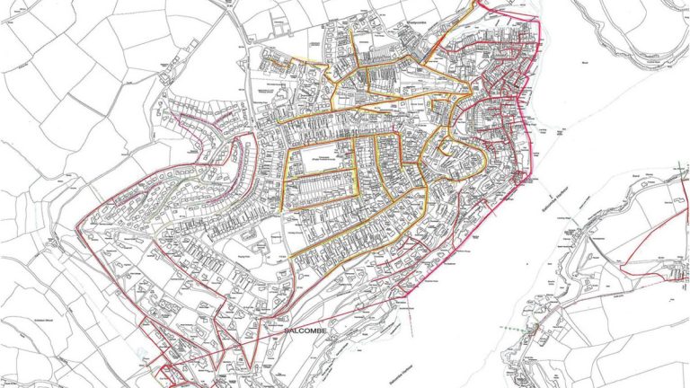 Upper catchment (yellow) and lower town catchment draining to the foreshore sewer (pink) - Courtesy of SWW Delivery Alliance H5O