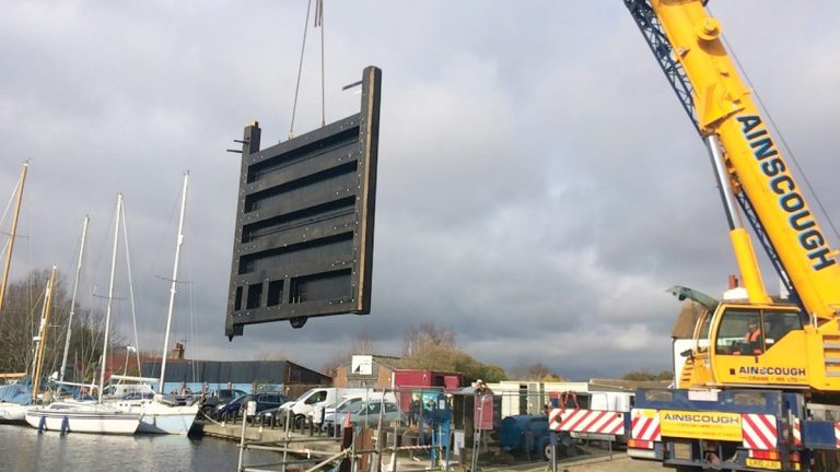 Lifting of new timber mitre gates - Courtesy of Northumbrian Water Group