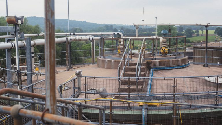 Existing digesters are refurbished to deal with THP’d feed sludges. Roofs are fitted with radar level measurement, foam detection and foam suppression equipment - Courtesy of Severn Trent Water
