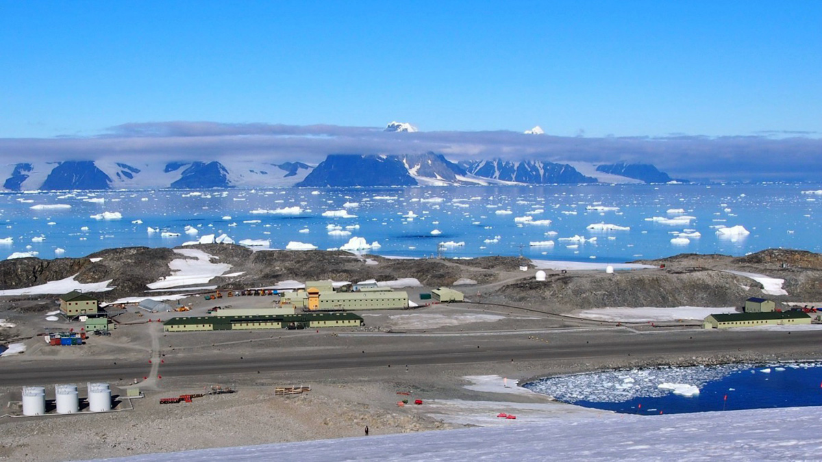 View of Rothera Research Station in the summer months - Courtesy of British Antarctic Survey
