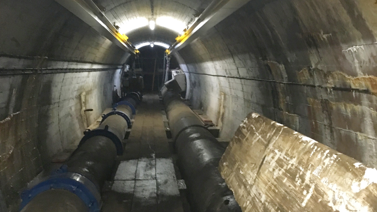 View of existing pipework within tunnel - Courtesy of Dŵr Cymru Welsh Water