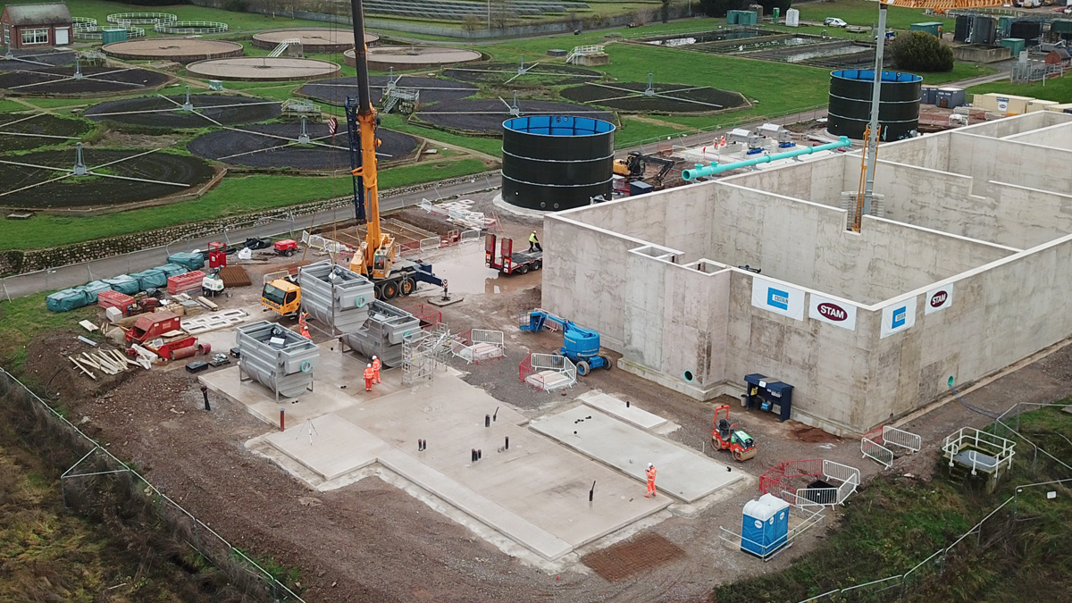 Aerial view of main treatment area showing second stage Mecana units being installed - Courtesy of Costain