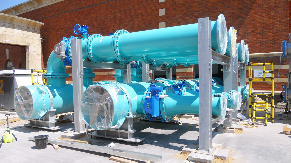 Connecting pipework to UV containers - Courtesy of CiM6