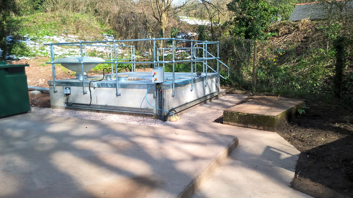 Completed CSO chamber with ventilation and protective handrailing - Courtesy of Arcadis
