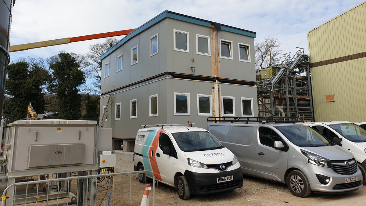 Modular control building fabricated off site and installed in one - Courtesy of YWS