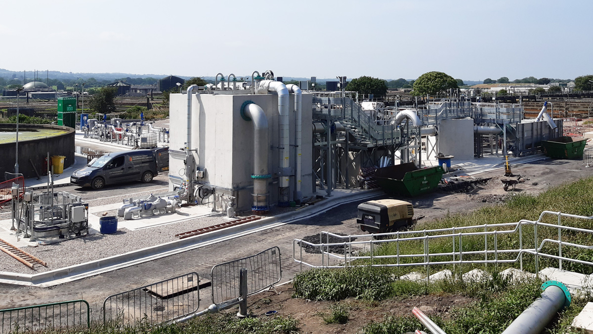 New inlet plant (imports) south of new inlet channel leading to Nereda® plant - Courtesy of United Utilities