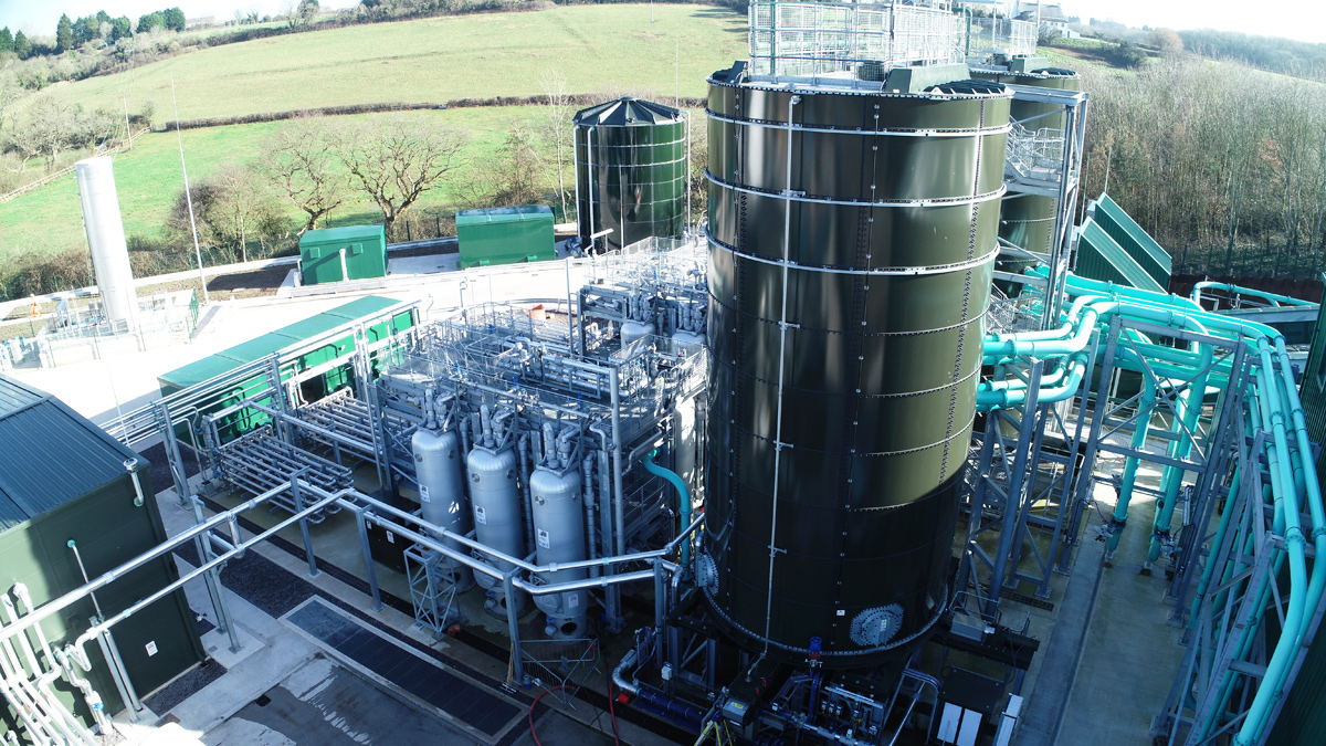 Pre-THP dewatered raw sludge silos and 2 (No.) THP process lines - Courtesy Welsh Water and Skanska