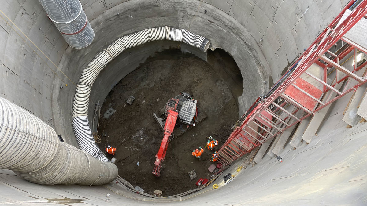 View into CSO shaft showing PCC and SCL interface during the excavation of the connection culvert - Courtesy of FLO JV
