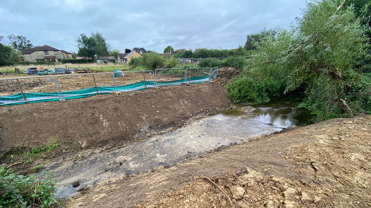 Sutton Benger Brook crossing - Courtesy of Envolve Infrastructure