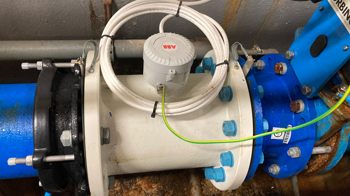 ABB flow meter installed - Courtesy of Northumbrian Water