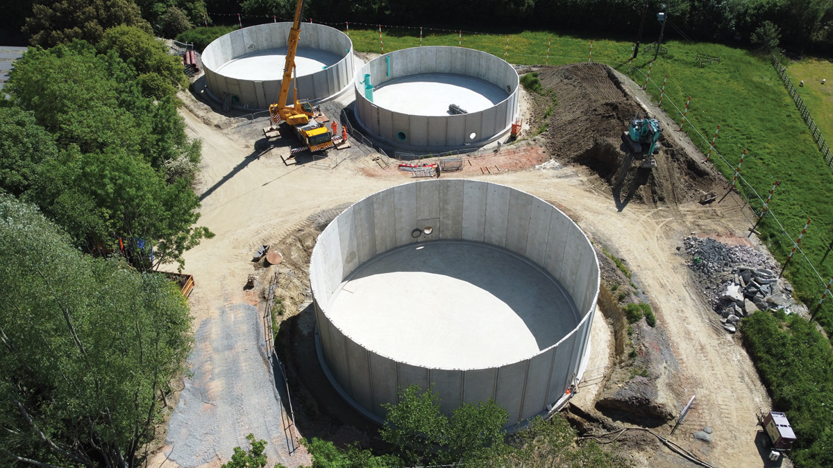 21m diameter dirty back wash tank - Courtesy of Galliford Try