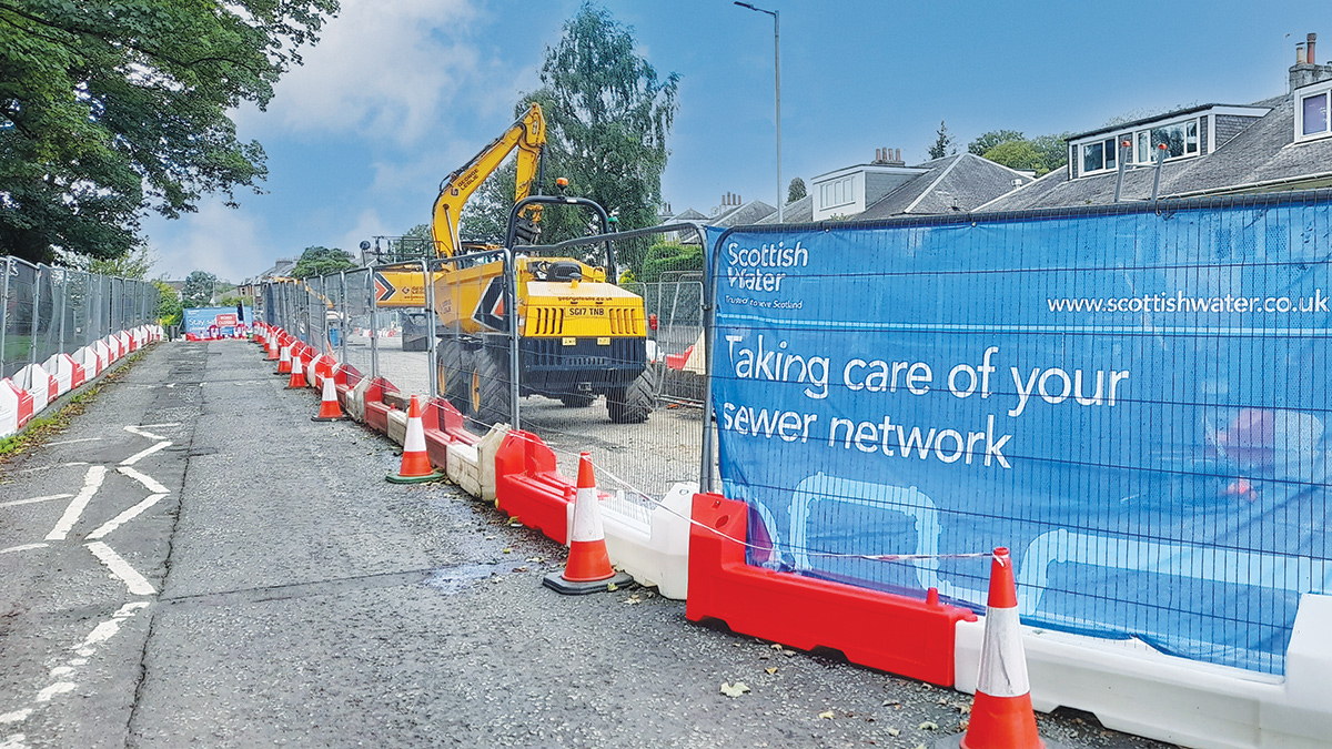 Work on Braidholm Road - Courtesy of George Leslie Ltd