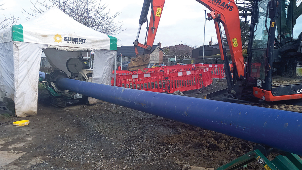 PE pipe butt welding adjacent to Dungiven Road - Courtesy of Farrans