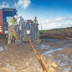 Directional drilling operations by Ken Rodney Construction - Courtesy of Esh-Stantec