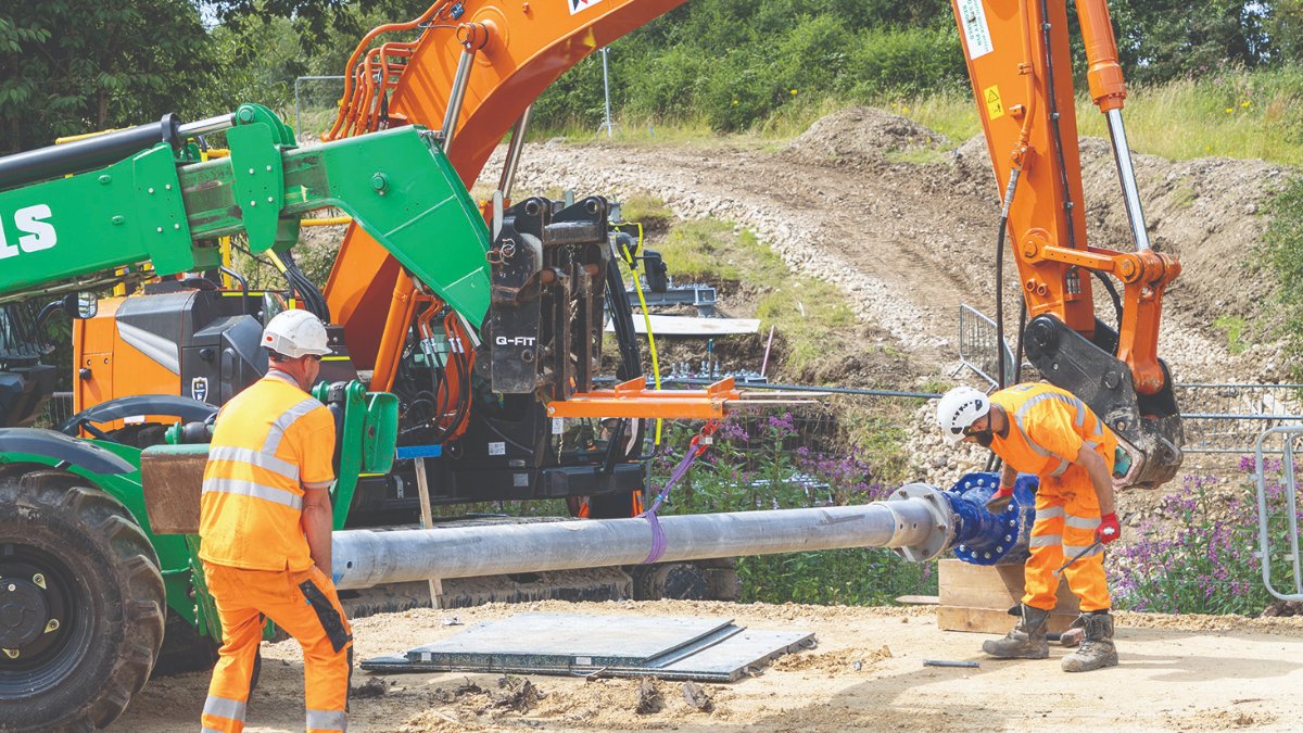 Piling operations by Francis & Lewis International Ltd, for the construction of the pipe bridge substructure - Courtesy of Esh-Stantec