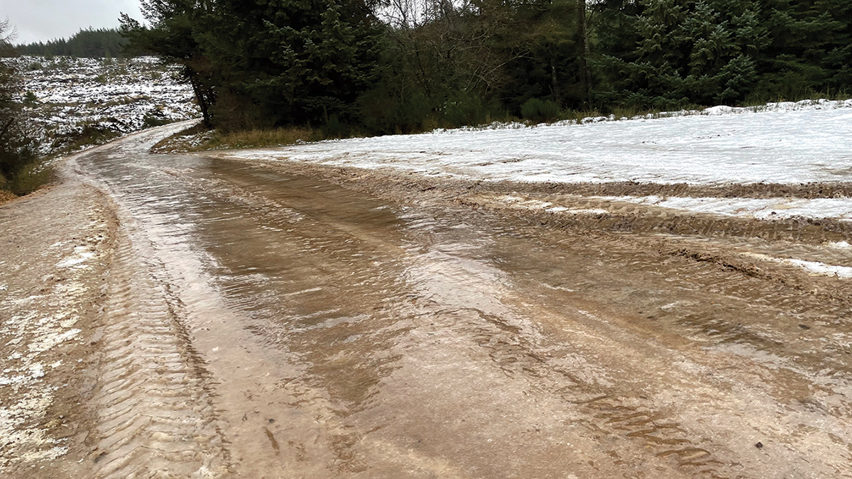 Edindiach Road condition (December 2023) - Courtesy of ESD