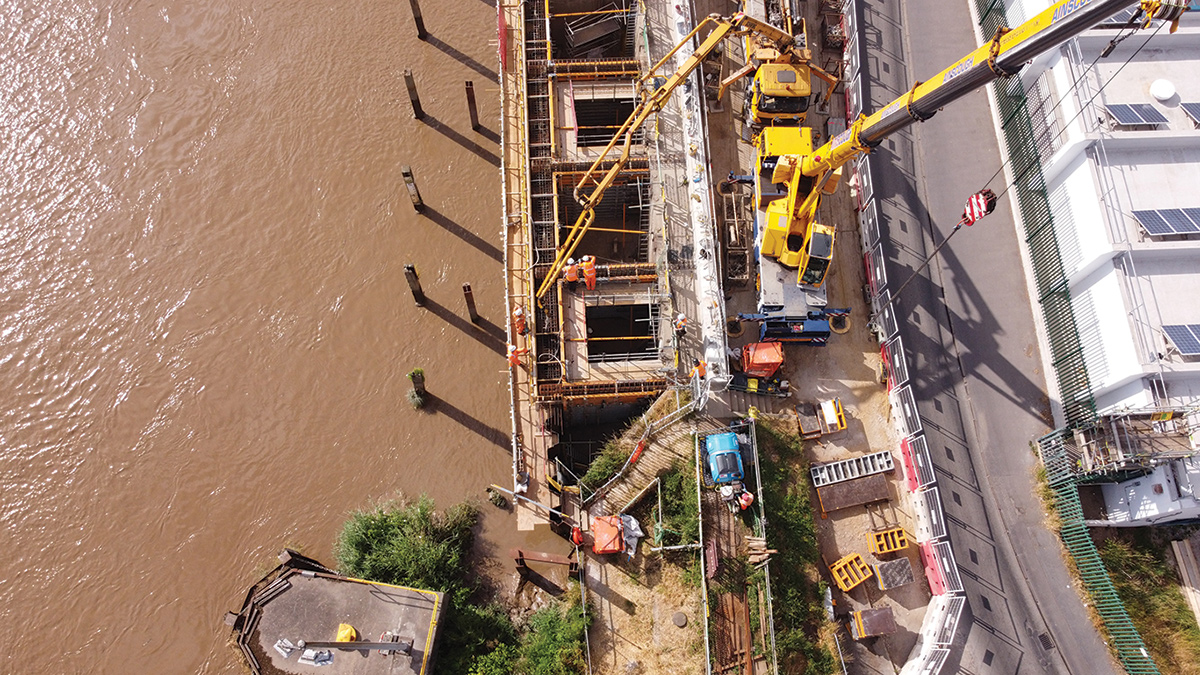 Aerial view of final pour - Courtesy of GBJV Ltd