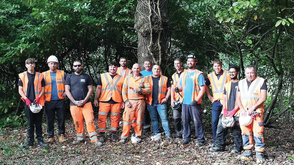 Morgan Sindall and Welsh Water team volunteers bringing improvements at Queenswood Park - Courtesy of Morgan Sindall Infrastructure