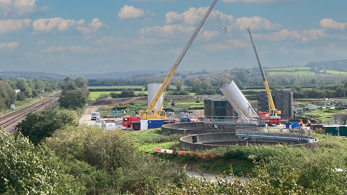 Installation of tertiary sand filters adjacent to railway line under agreed BAPA procedures - Courtesy of Morgan Sindall Infrastructure