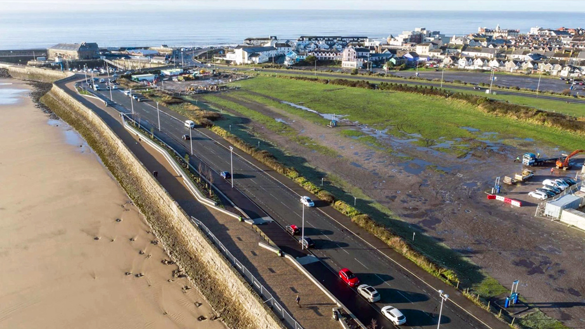 Porthcawl eastern promenade - Courtesy of Knights Brown