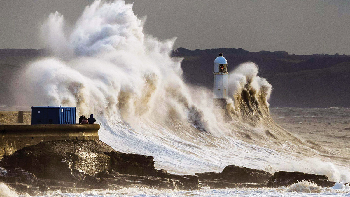 Western Breakwater during Storm Diana - Courtesy of Keith Jones