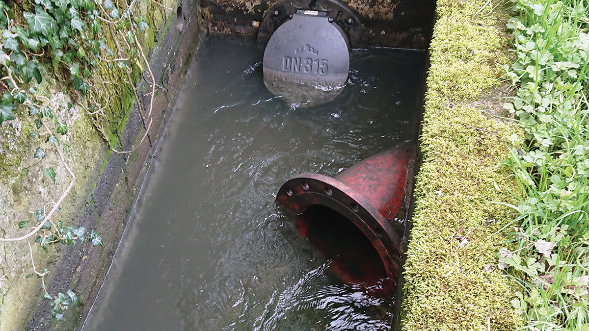 Example of a separated storm overflow and final effluent discharge point - Courtesy of Mott MacDonald (David Naismith)