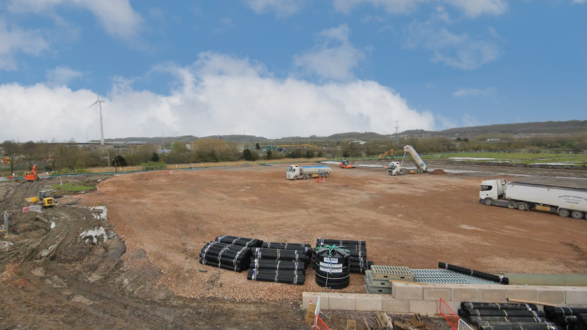 Commencement of the 90 tonne working platform - Courtesy of YTL Construction UK