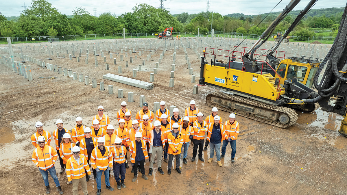  YTL project team at project commencement - Courtesy of YTL Construction