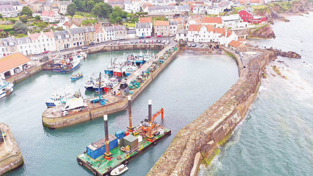 Excavation of the sea bed - Courtesy of Paul Milligan, Caledonia Water Alliance
