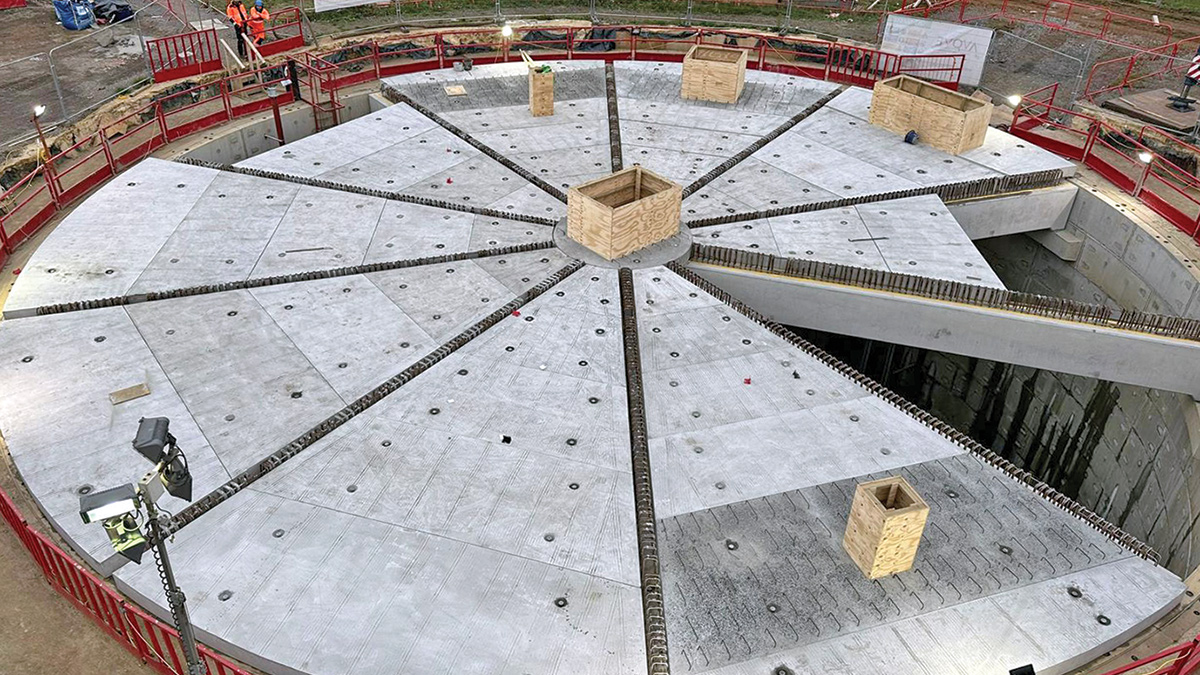 Installation of the roof slabs - Courtesy of Active Tunnelling Ltd