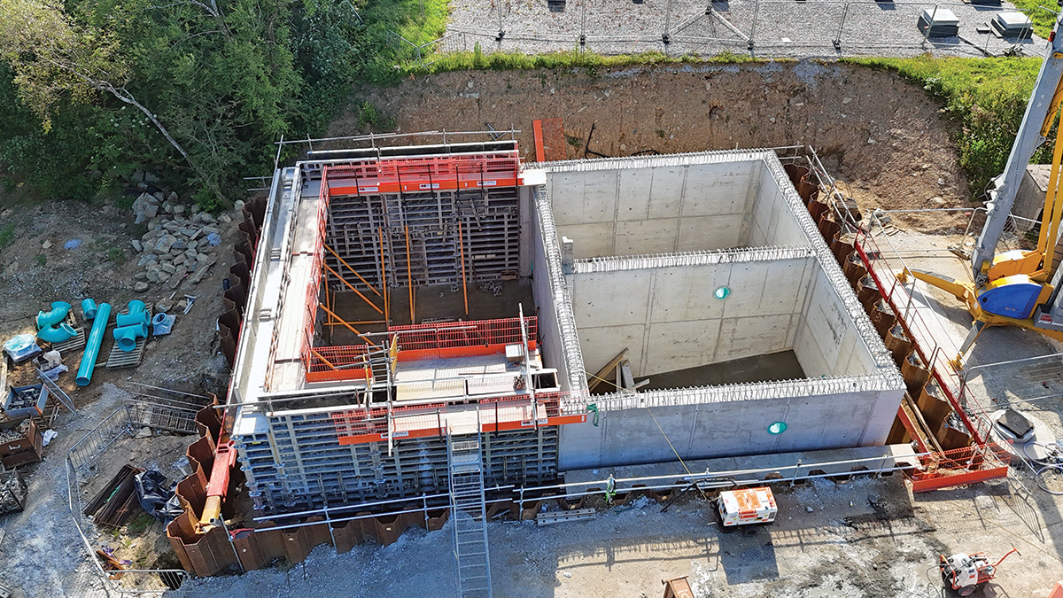 Wall construction - Courtesy of Galliford Try