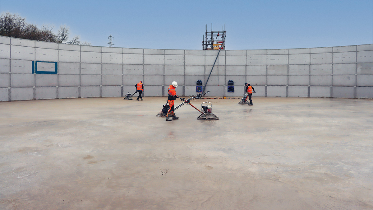 Concrete works on tank floor - Courtesy of Anglian Water’s @one Alliance