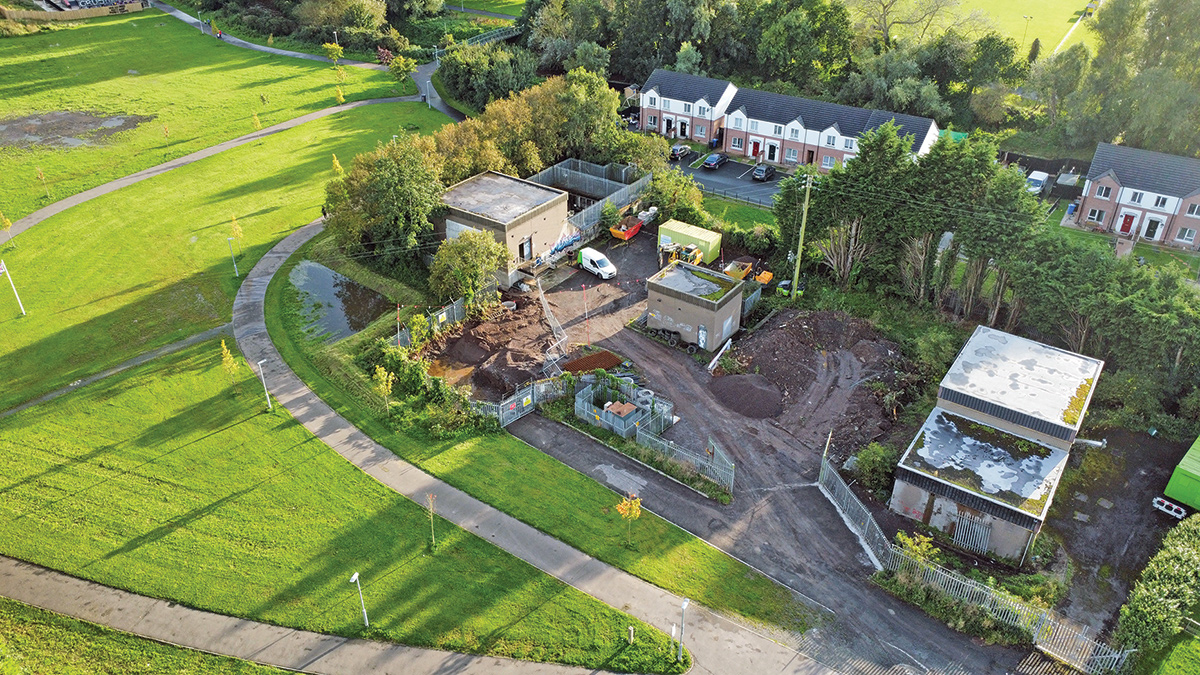 Existing site showing proximity of site to neighbouring properties and local park to the north - Courtesy of GRAHAM