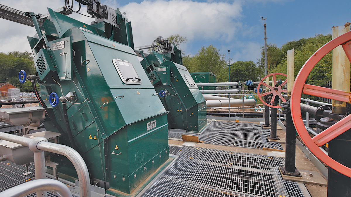 Witches Oak Hydrolox intake eel screens - Courtesy of Severn Trent