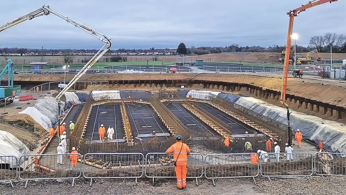 652m<sup>3</sup> concrete pour for the oxidation ditch - Courtesy of Galliford Try