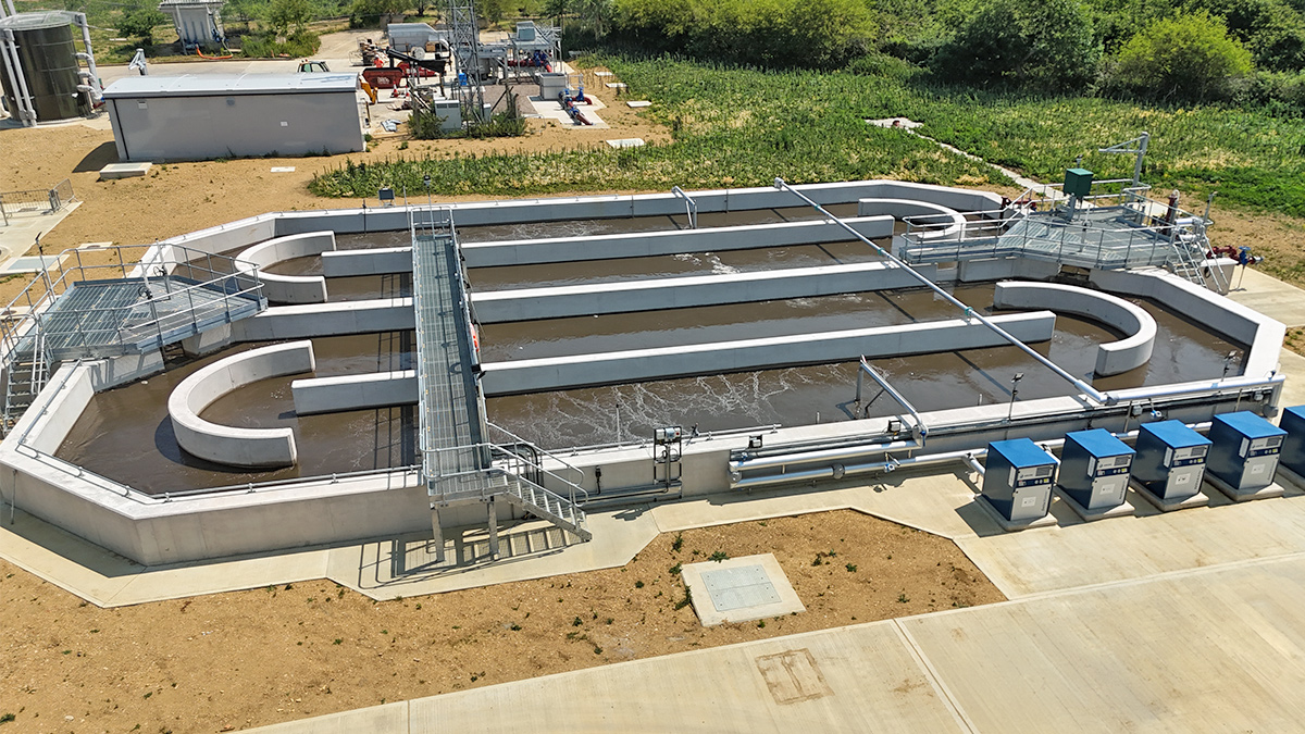The new oxidation ditch and blowers - Courtesy of Galliford Try