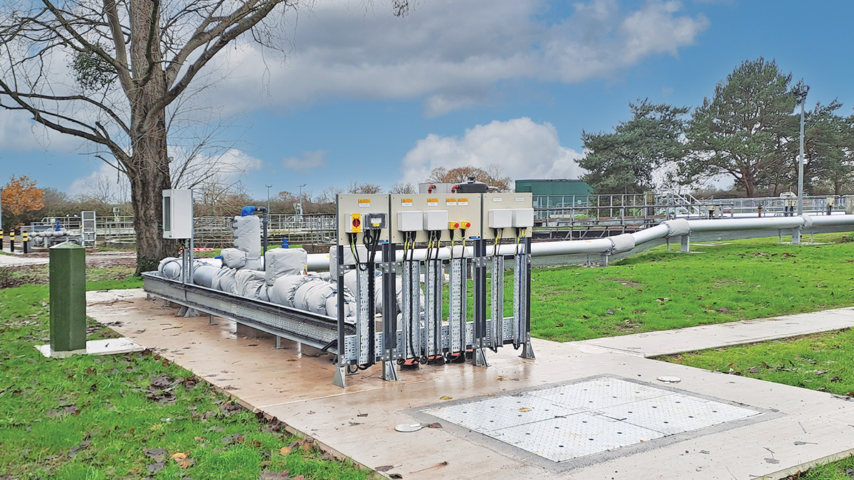 Pumping station with above-ground rising main, cable duct and washwater pipe - Courtesy of YTL Construction UK