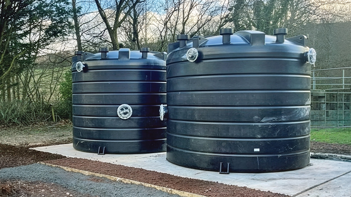 Installation of the Enduramaxx Ltd HDPE tanks - Courtesy of Galliford Try