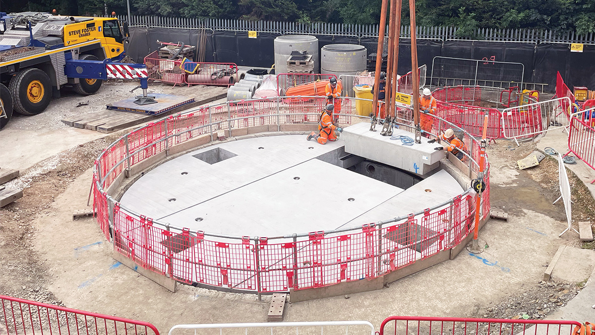 Cover slab placement - Courtesy of Galliford Try