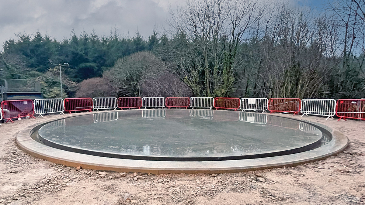 Smoothing tank base construction - Courtesy of Galliford Try