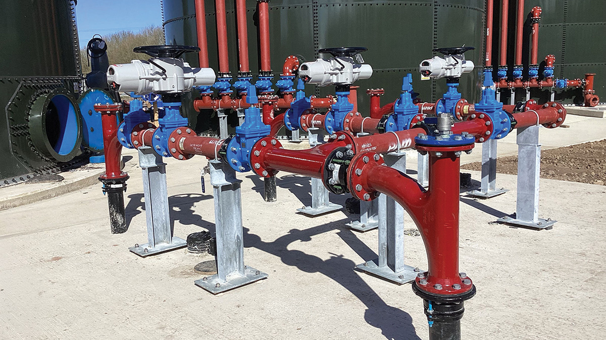 Retford STW: Sludge tank feed pipework - Courtesy of MWH Treatment