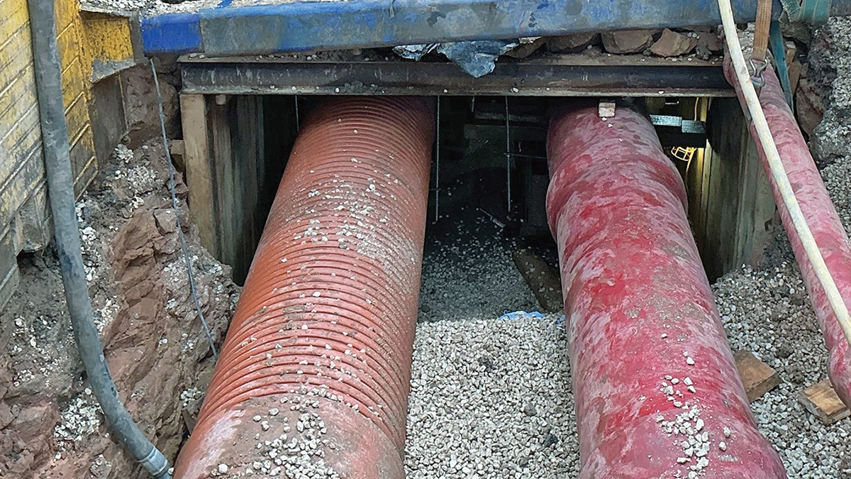 Sutton STW: Tunnelling works for pipe install - Courtesy of MWH Treatment