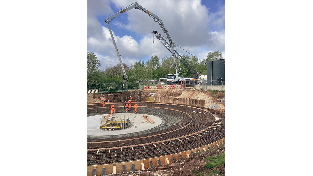 Mansfield STW: Primary settlement tank - Courtesy of MWH Treatment