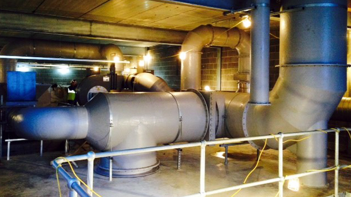 Duty/standby extraction fans with associated ductwork